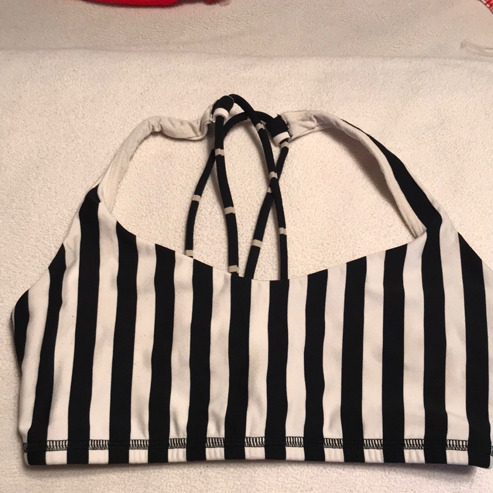 Lululemon Athletica Free to Be Bra